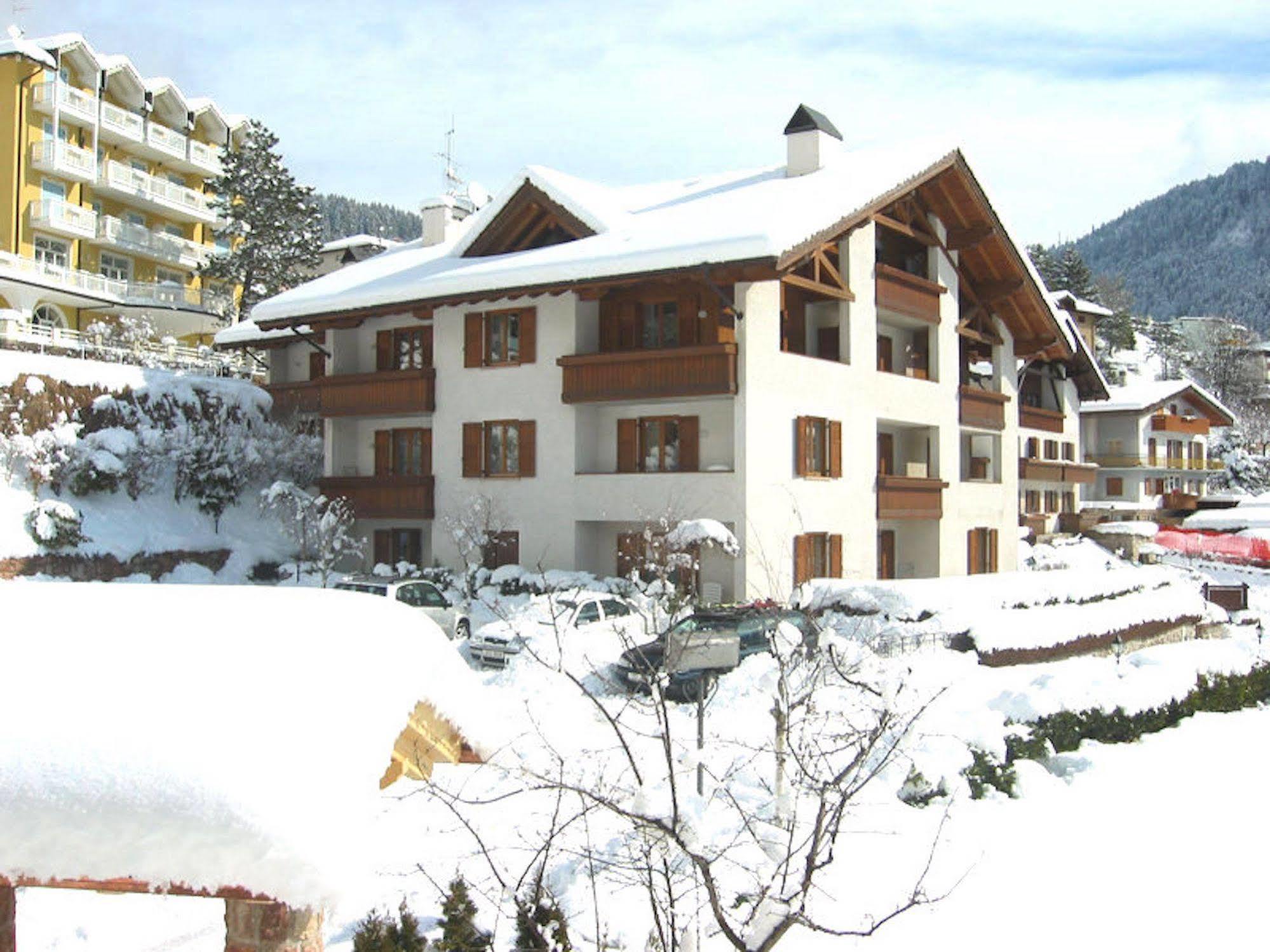 Residence Stefenine Molveno Extérieur photo